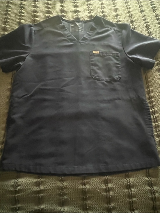 Figs Other - Figs Men's Navy V-Neck Scrub Top with Chest Pocket